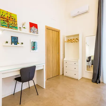 Art By Napoliapartments 아파트
