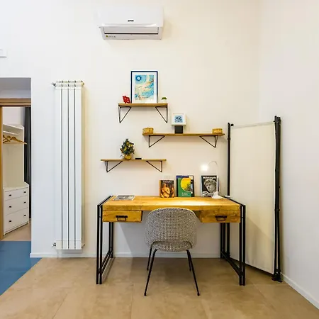 Art By Napoliapartments * 나폴리