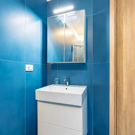Art By Napoliapartments *